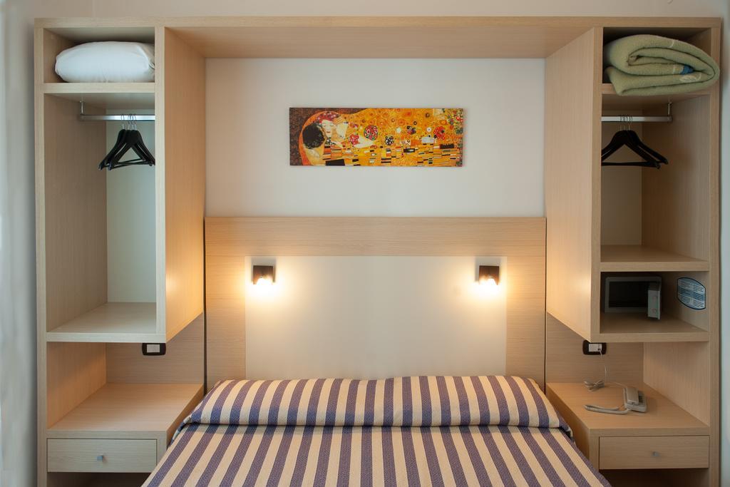Hotel Torre Di Milo Maiori Zimmer foto