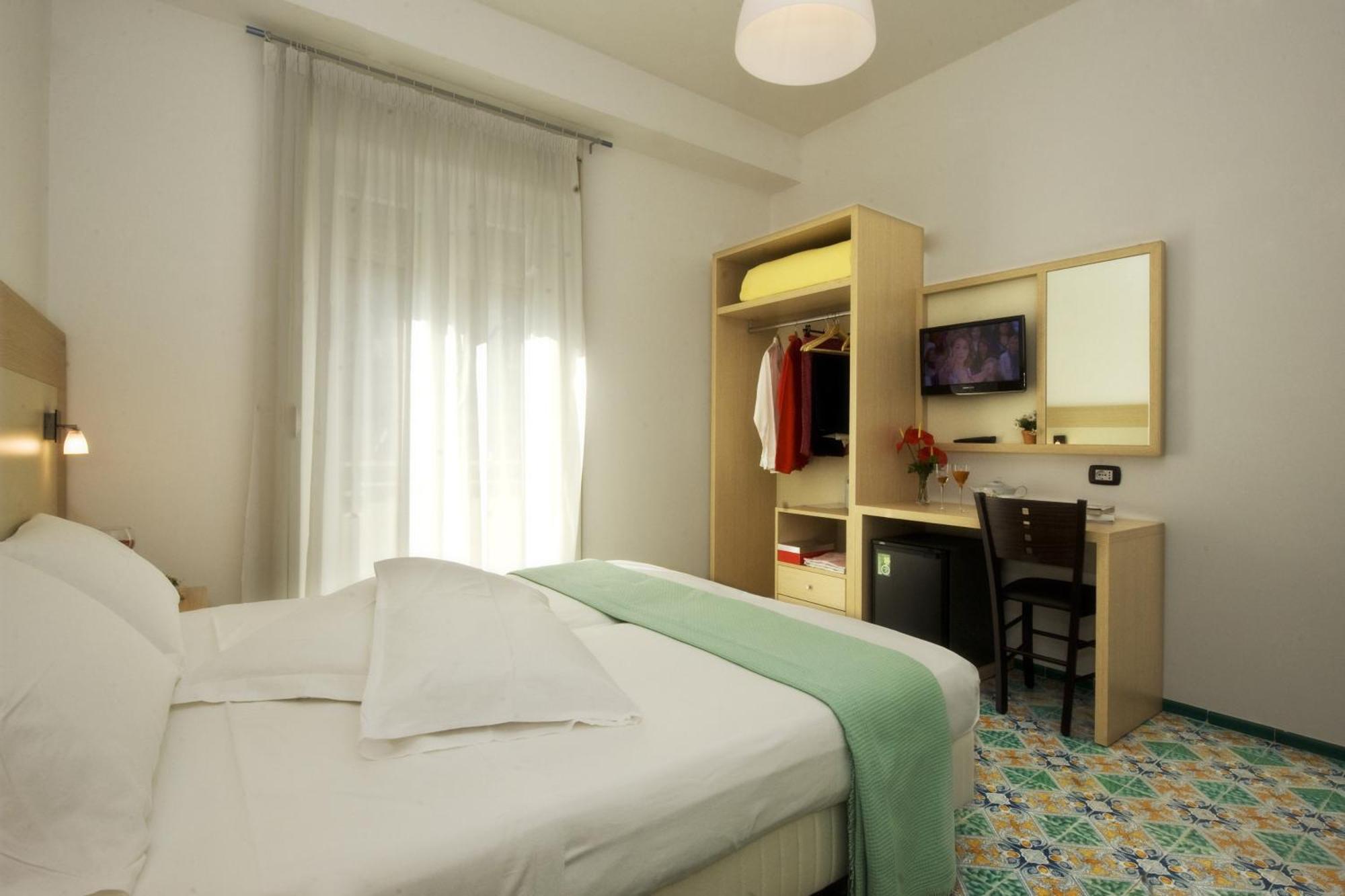 Hotel Torre Di Milo Maiori Exterior foto