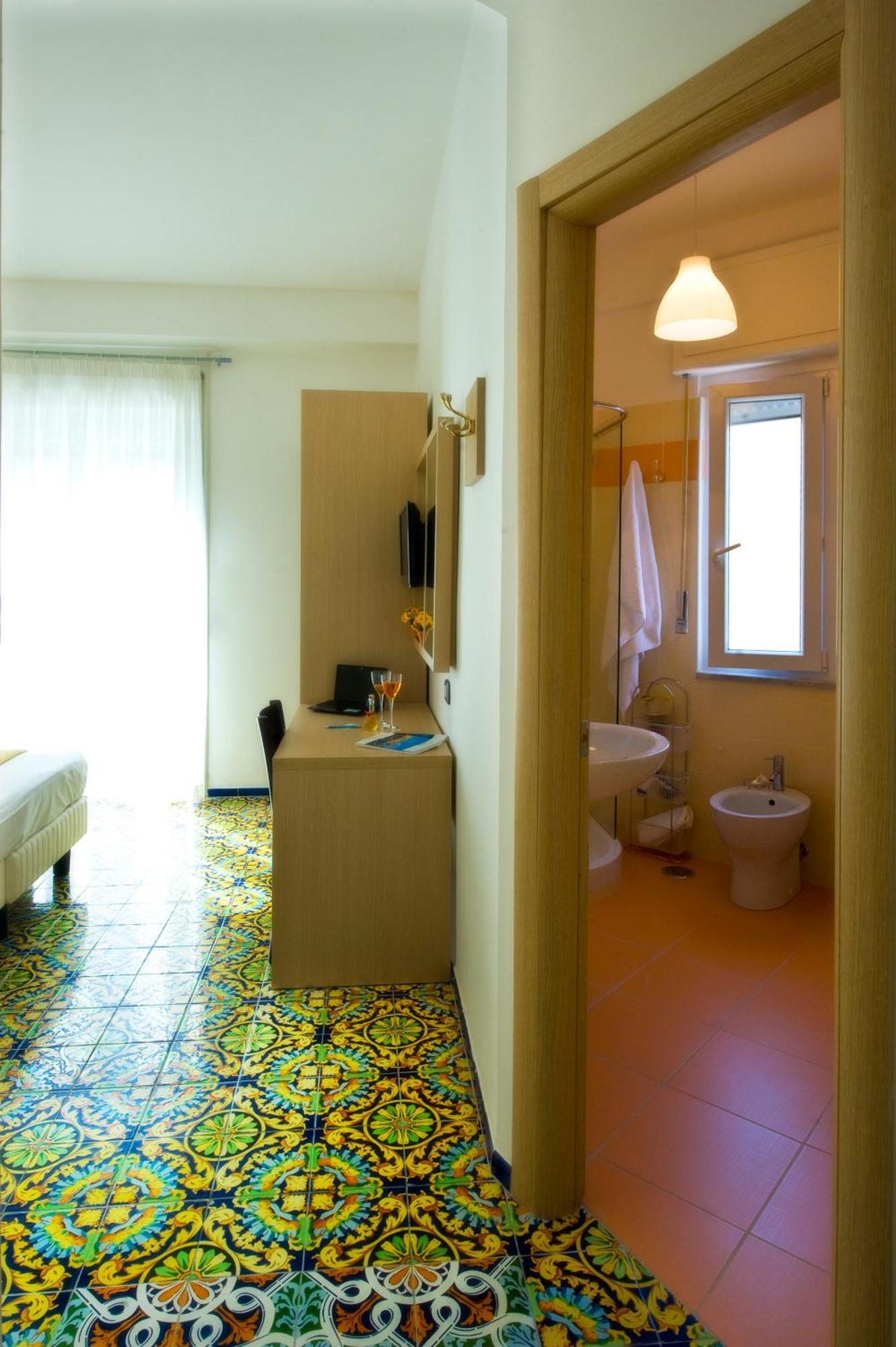 Hotel Torre Di Milo Maiori Exterior foto