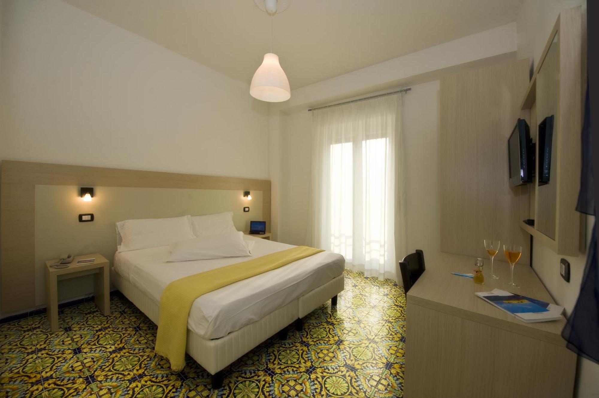 Hotel Torre Di Milo Maiori Exterior foto