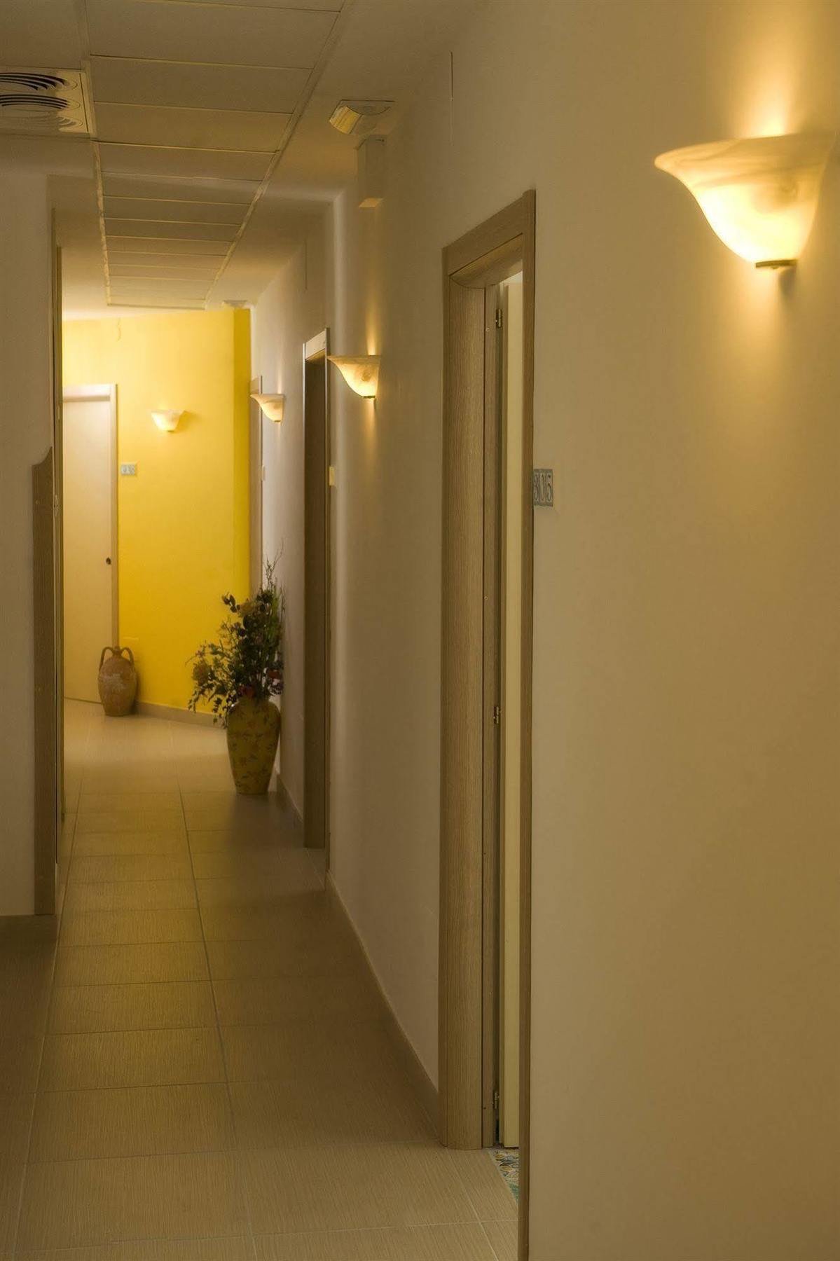 Hotel Torre Di Milo Maiori Exterior foto